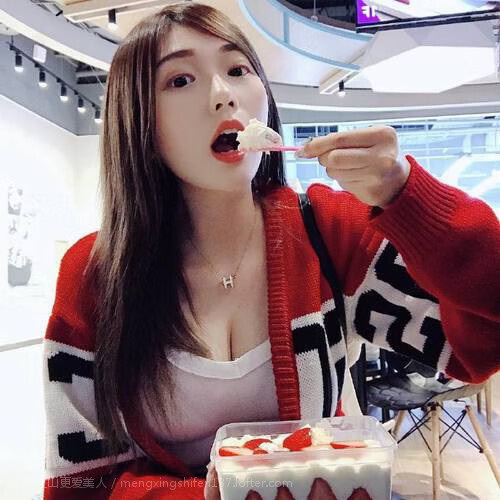 球员们在足球比赛中如何展现出团队合作的重要性？，足球团队合作的例子