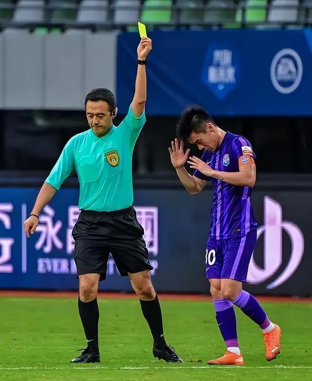 B体育平台:中超联赛夏季转会窗口开启：各队引援补强，提升球队实力的简单介绍