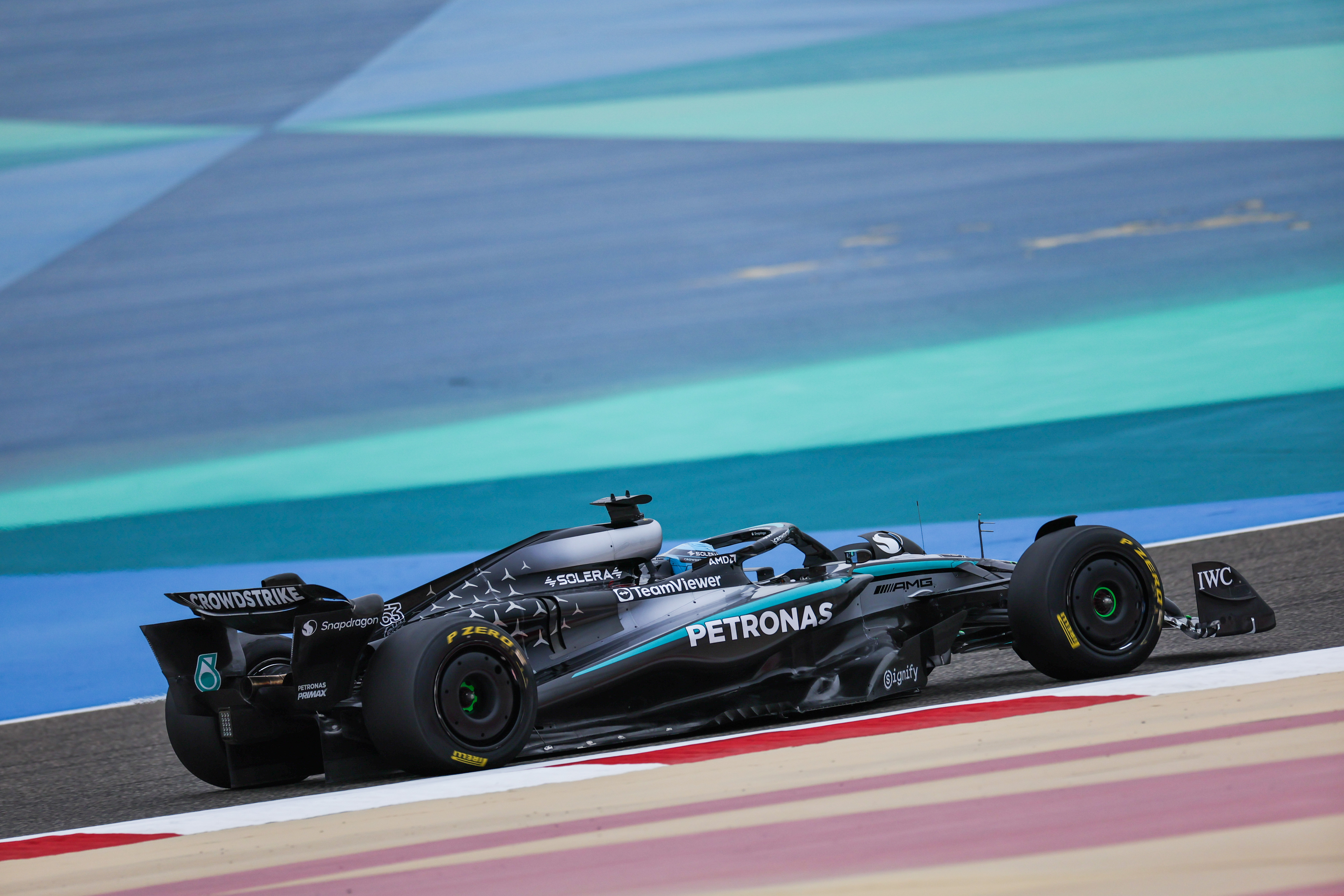 B体育:F1赛季中期会议，车队的未来计划与展望的简单介绍
